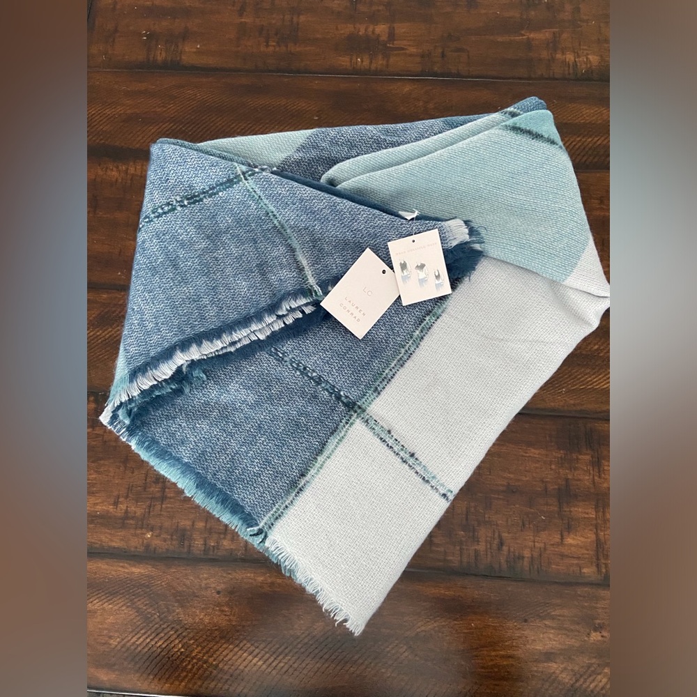 Lauren Conrad Wrap